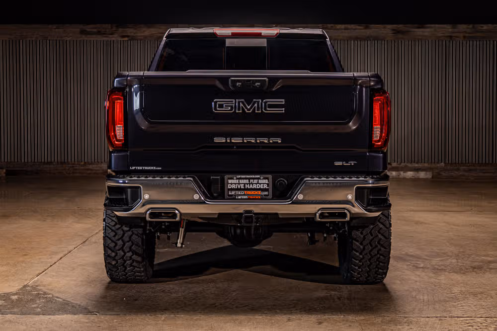 2025 GMC Sierra 1500 SLT Crew Cab Image 8
