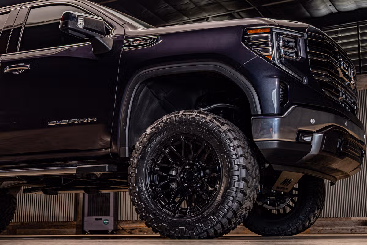 2025 GMC Sierra 1500 SLT Crew Cab