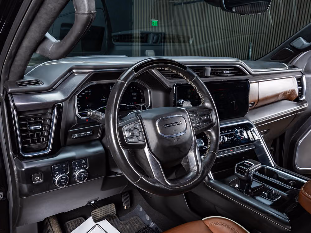 2023 GMC Sierra 1500 Denali Ultimate Crew Cab Image 14
