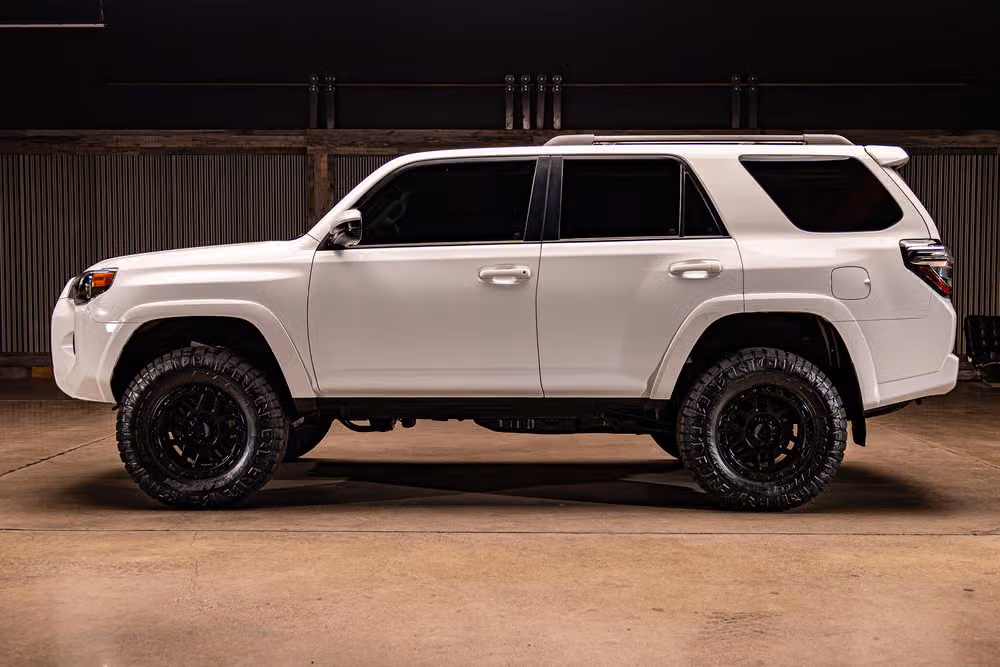 2023 Toyota 4Runner SR5 Image 7
