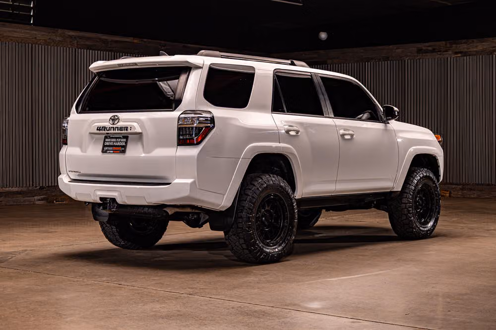 2023 Toyota 4Runner SR5 Image 11
