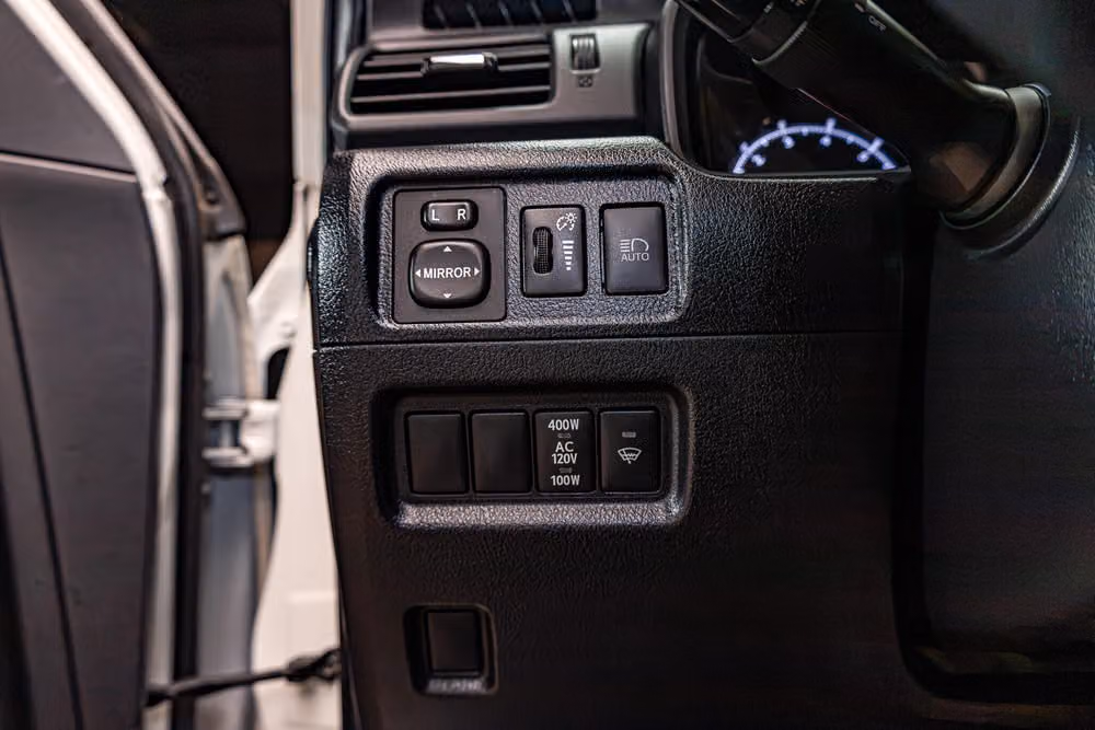 2023 Toyota 4Runner SR5 Image 18