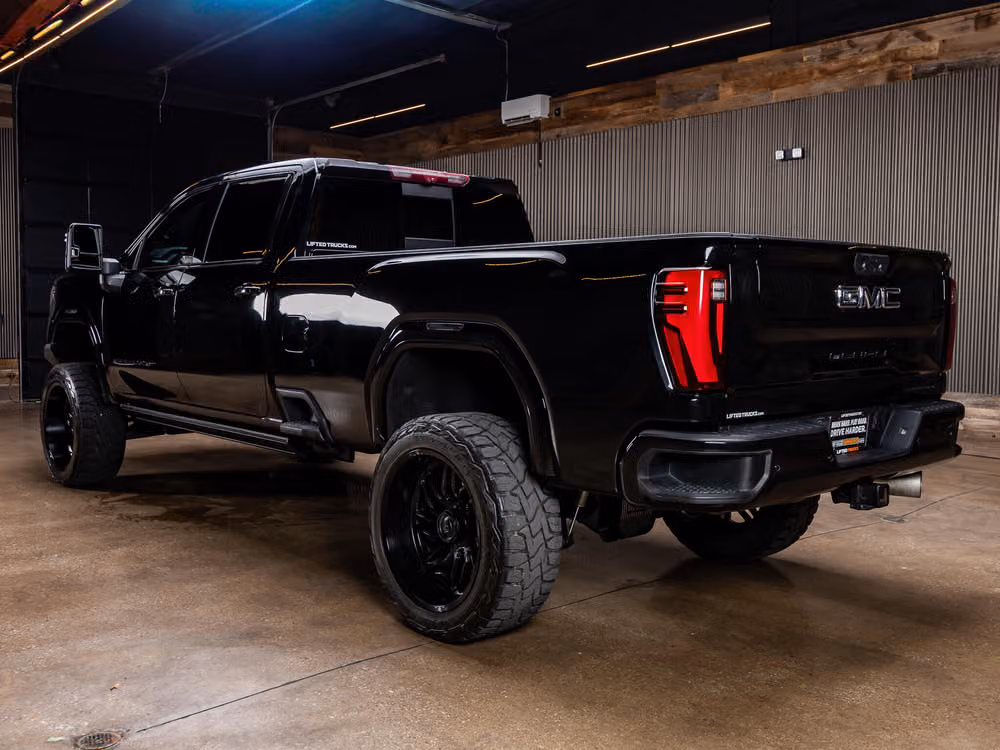 2024 GMC Sierra 3500HD Denali Ultimate Crew Cab Image 7