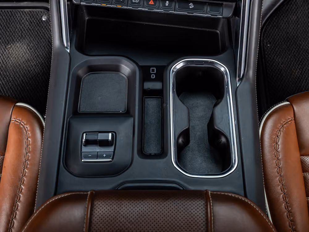 2024 GMC Sierra 3500HD Denali Ultimate Crew Cab Image 25