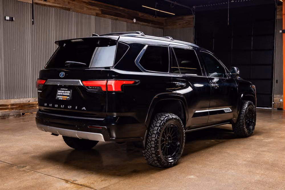 2023 Toyota Sequoia Capstone Image 11