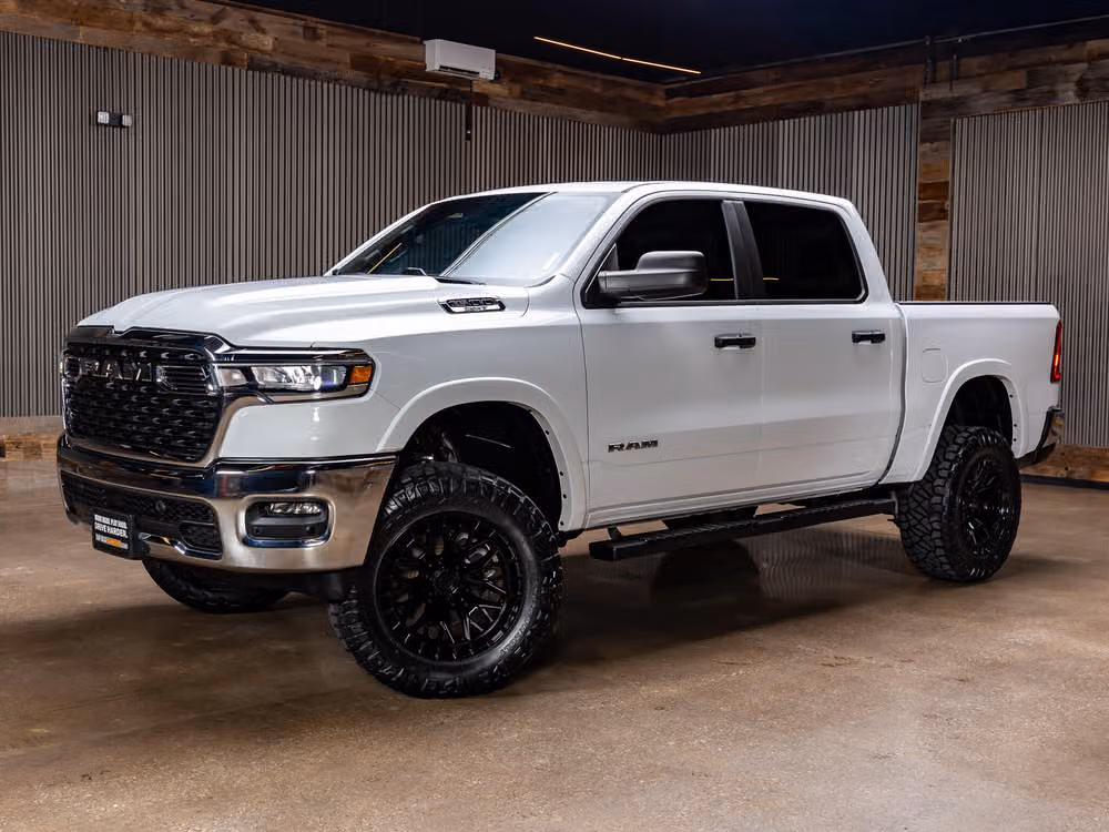 2025 Ram 1500 Big Horn Crew Cab Image 6