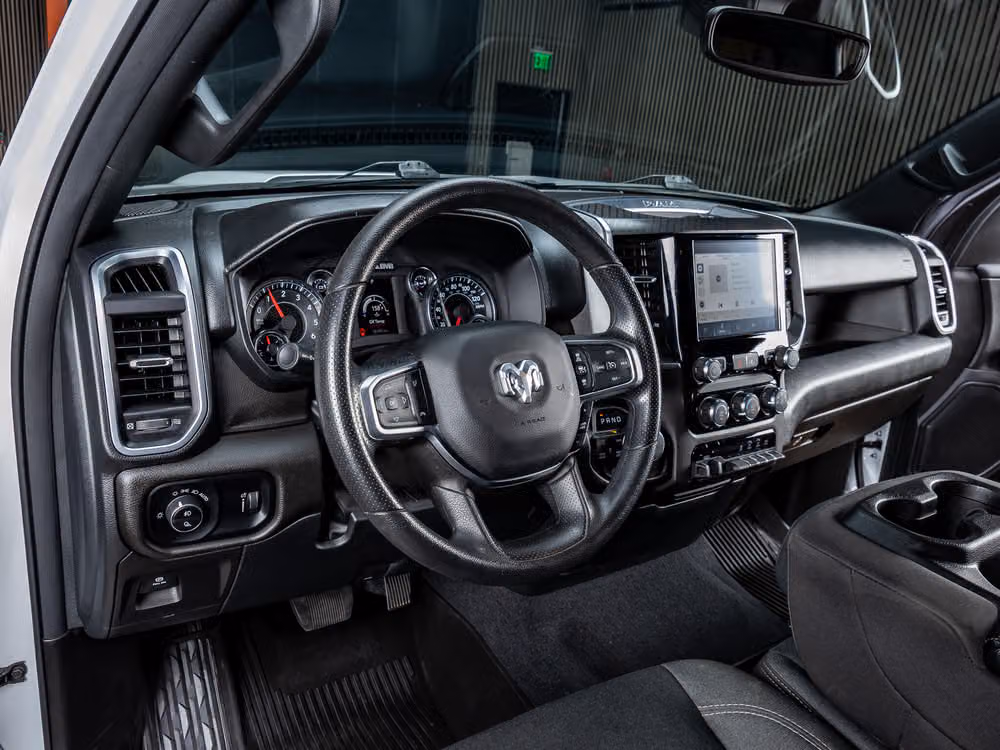 2025 Ram 1500 Big Horn Crew Cab Image 16