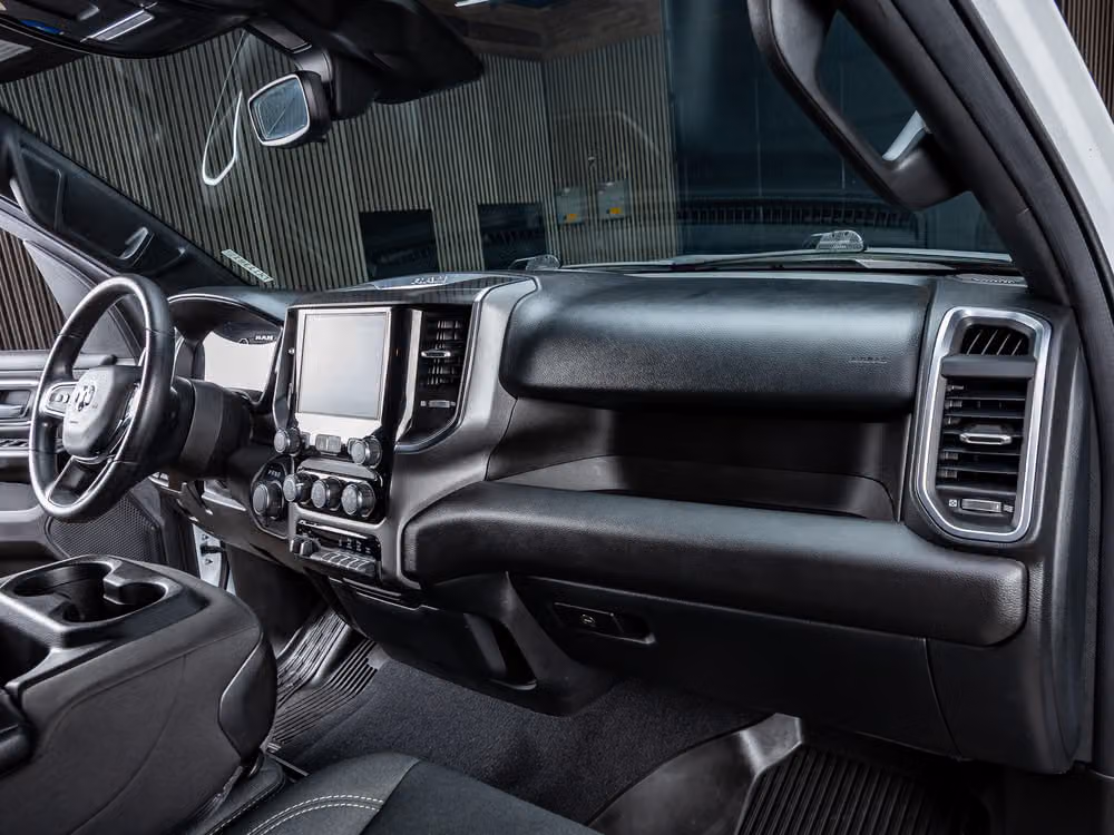 2025 Ram 1500 Big Horn Crew Cab Image 17
