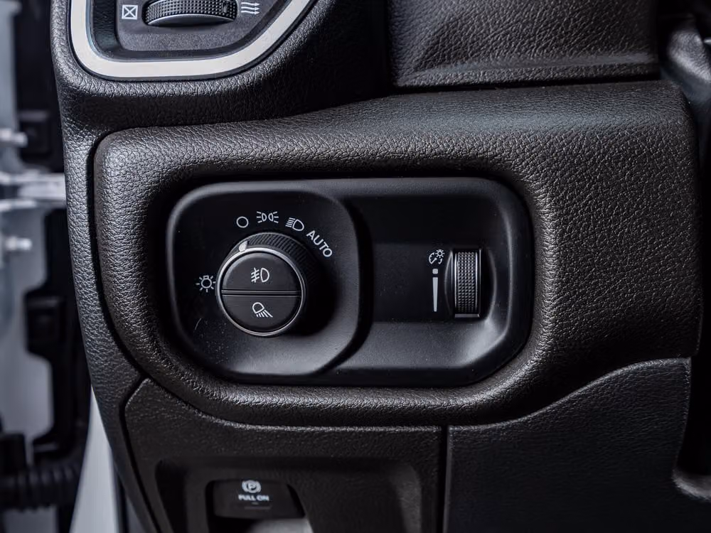 2025 Ram 1500 Big Horn Crew Cab Image 21