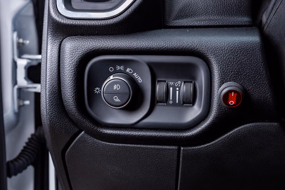 2025 Ram 3500 Laramie Mega Cab Image 19