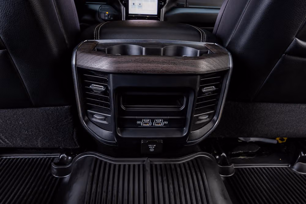 2025 Ram 3500 Laramie Mega Cab Image 31