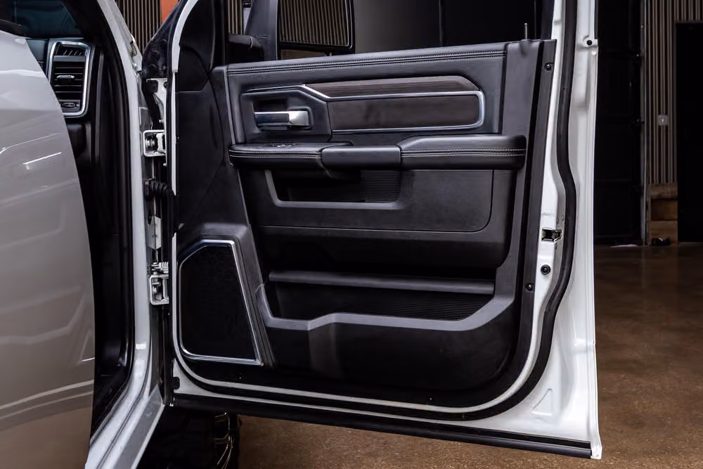 2025 Ram 3500 Laramie Mega Cab Image 35