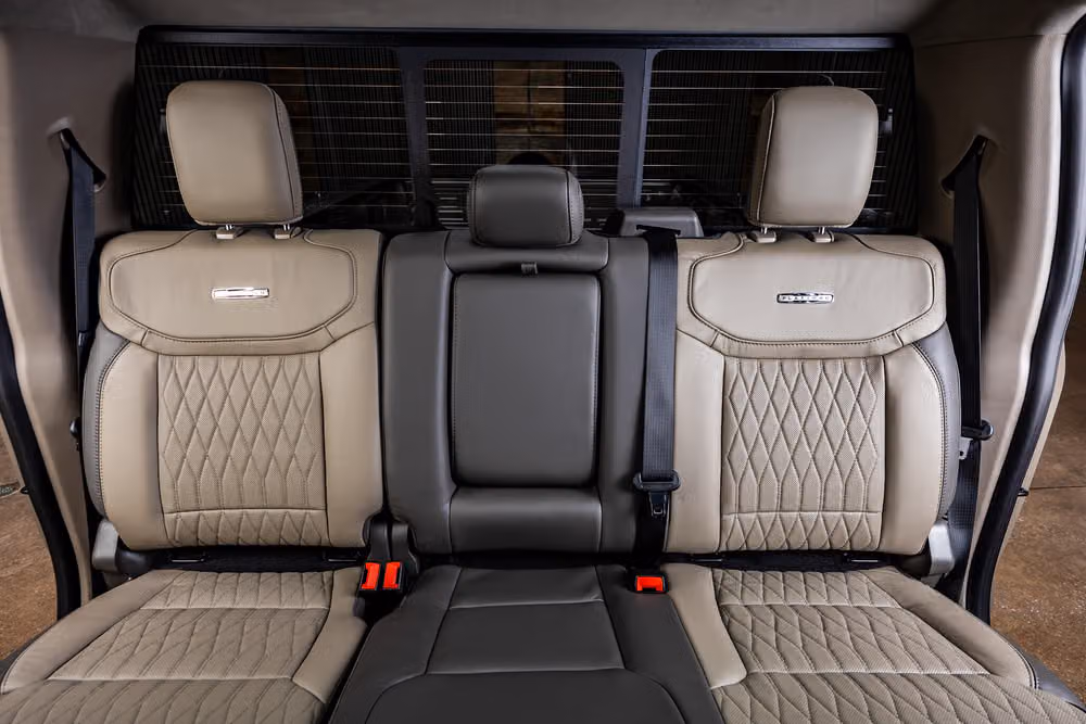 2026 Ford F-450 Super Duty Platinum Plus Crew Cab Image 34