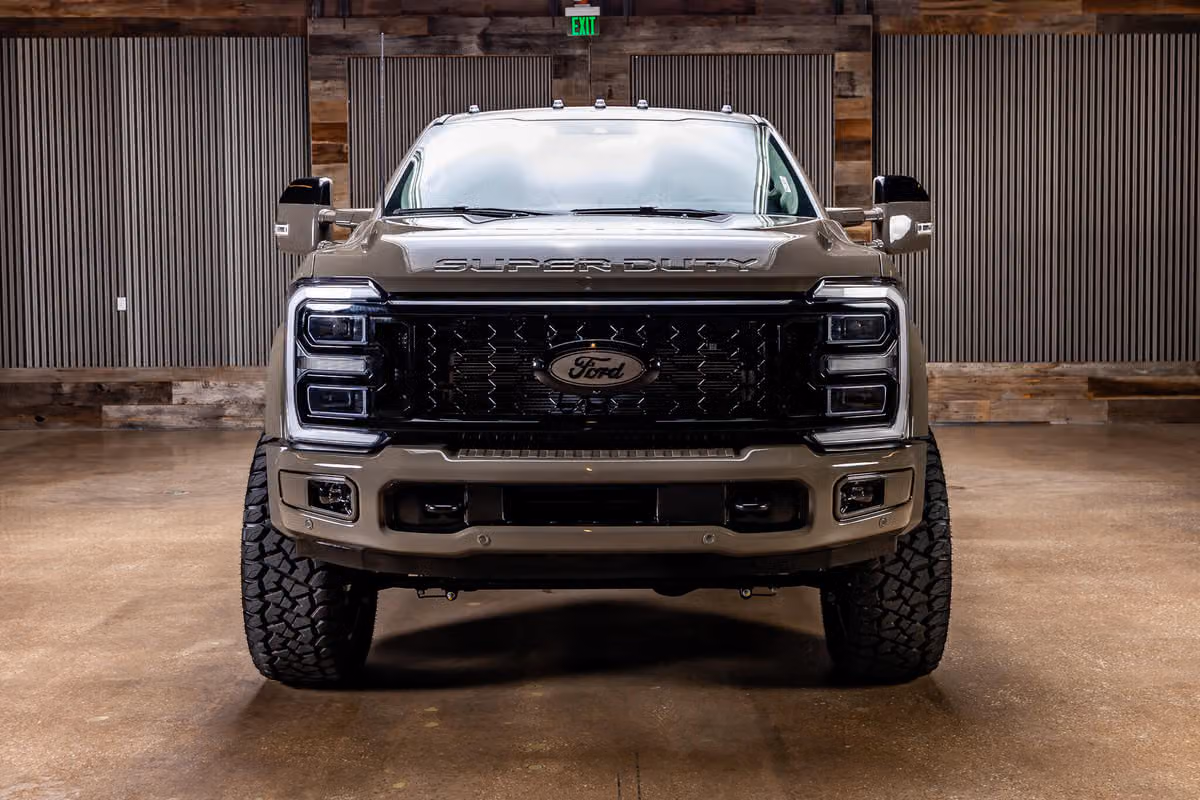 2026 Ford F-450 Super Duty Platinum Plus Crew Cab