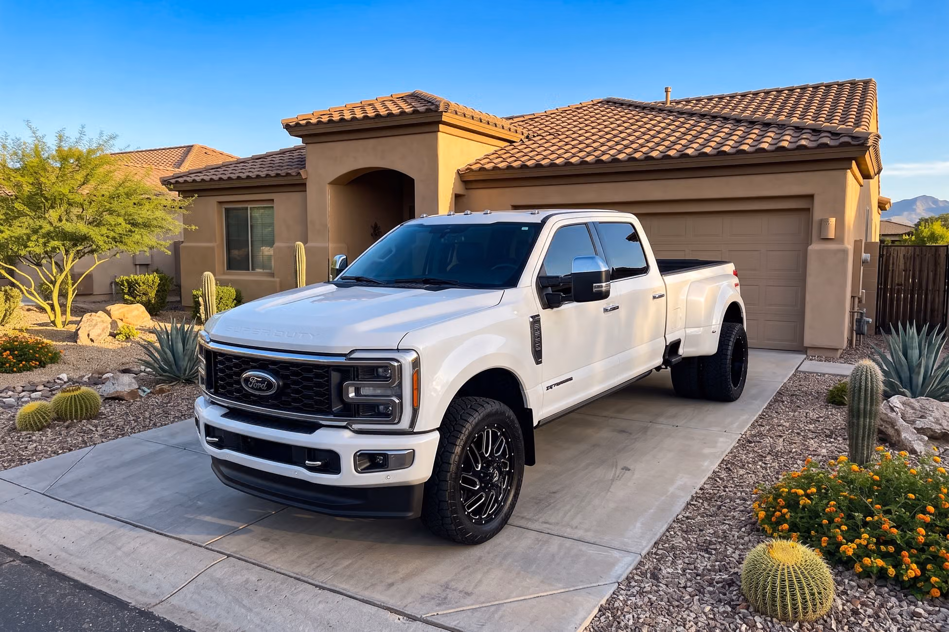 2024 Ford F-350 Super Duty Platinum Crew Cab Image 32