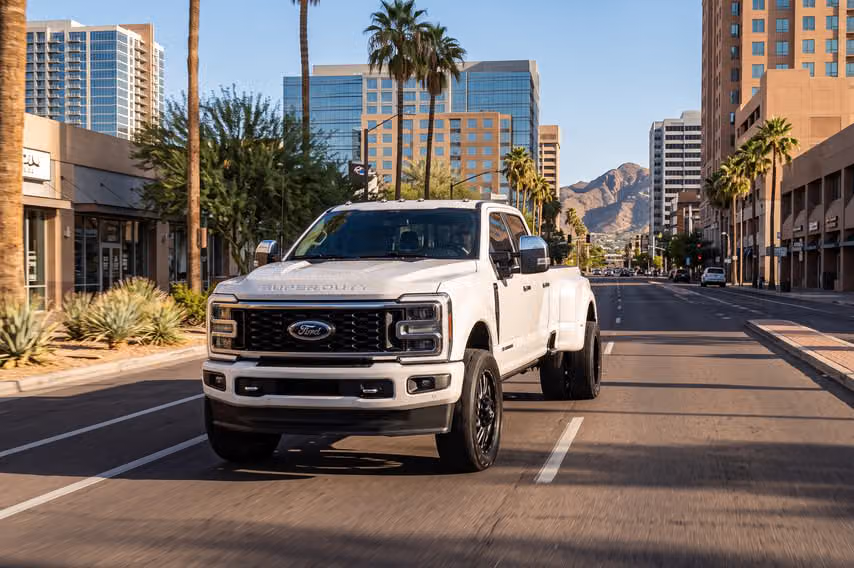 2024 Ford F-350 Super Duty Platinum Crew Cab Image 33