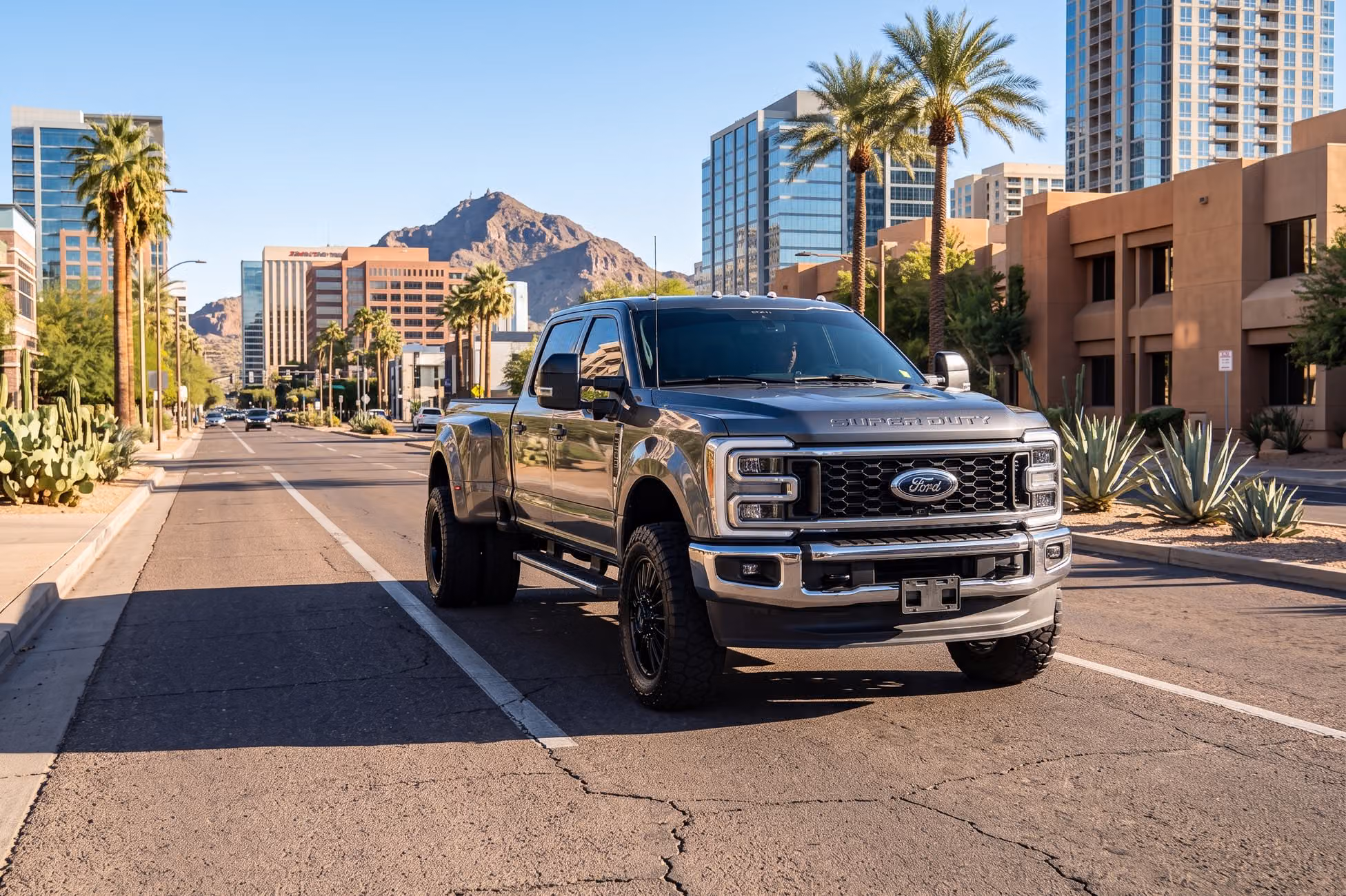 2024 Ford F-450 Super Duty Lariat Crew Cab Image 34