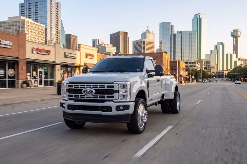 2025 Ford F-350 Super Duty XLT Regular Cab Image 34