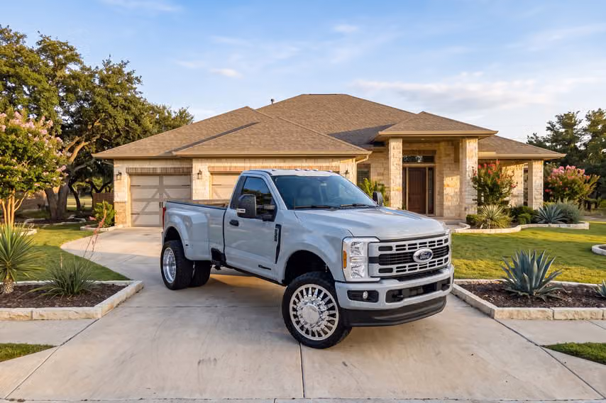 2025 Ford F-350 Super Duty XLT Regular Cab Image 35