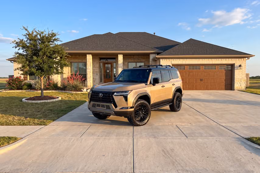 2026 Lexus GX 550 Overtrail Image 45