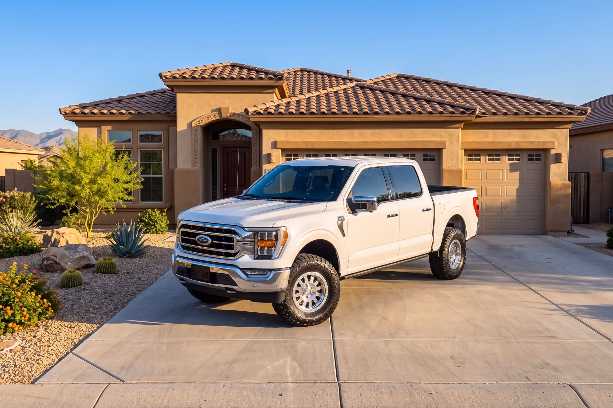 2022 Ford F-150 Lariat SuperCrew Image 32
