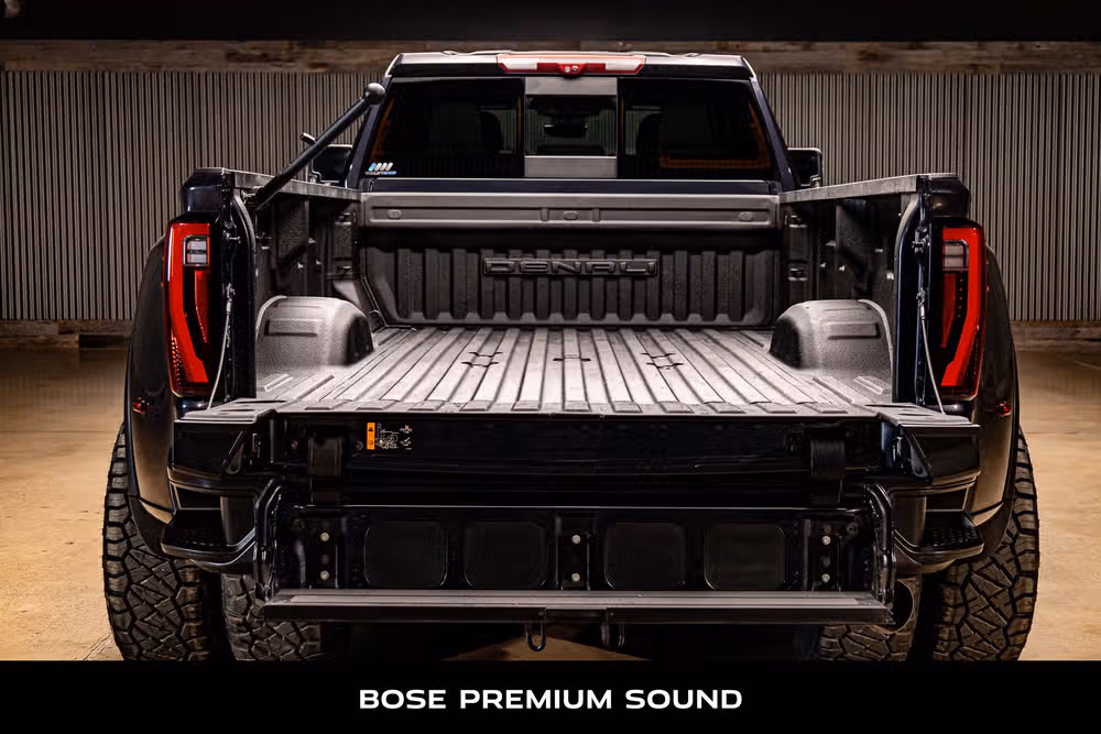 2024 GMC Sierra 3500HD Denali Reserve Crew Cab Image 9