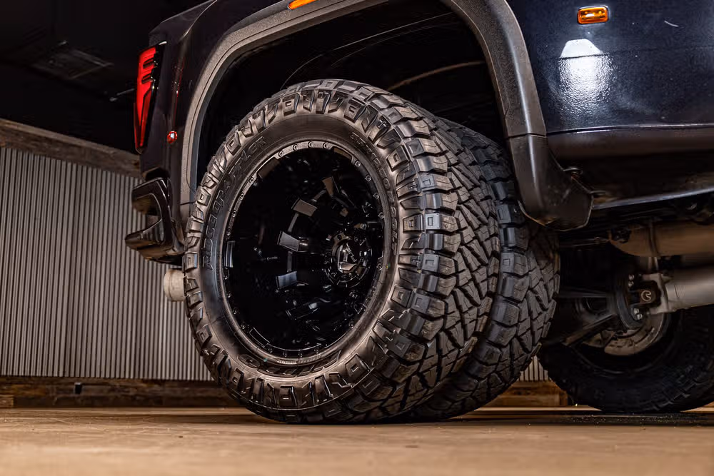 2024 GMC Sierra 3500HD Denali Reserve Crew Cab Image 13