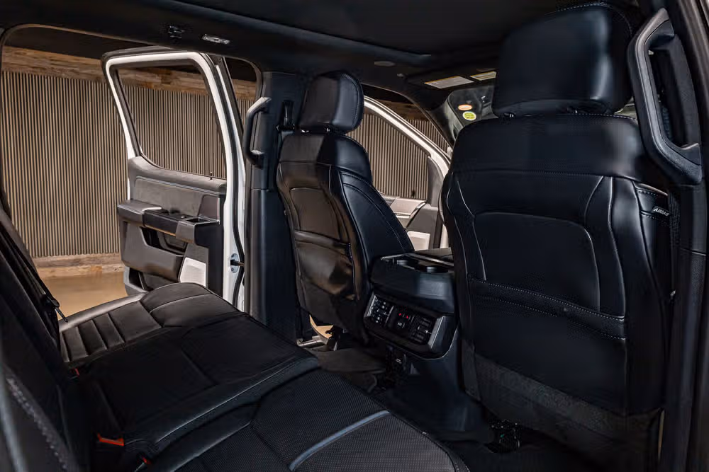 2026 Ford F-250 Super Duty Platinum Crew Cab Image 28