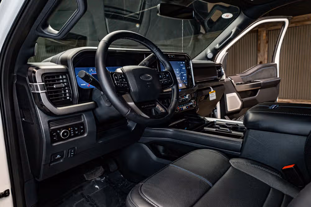 2026 Ford F-250 Super Duty Platinum Crew Cab Image 18