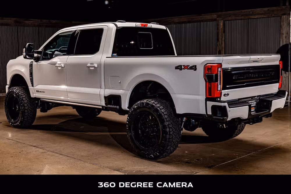 2026 Ford F-250 Super Duty Platinum Crew Cab Image 9