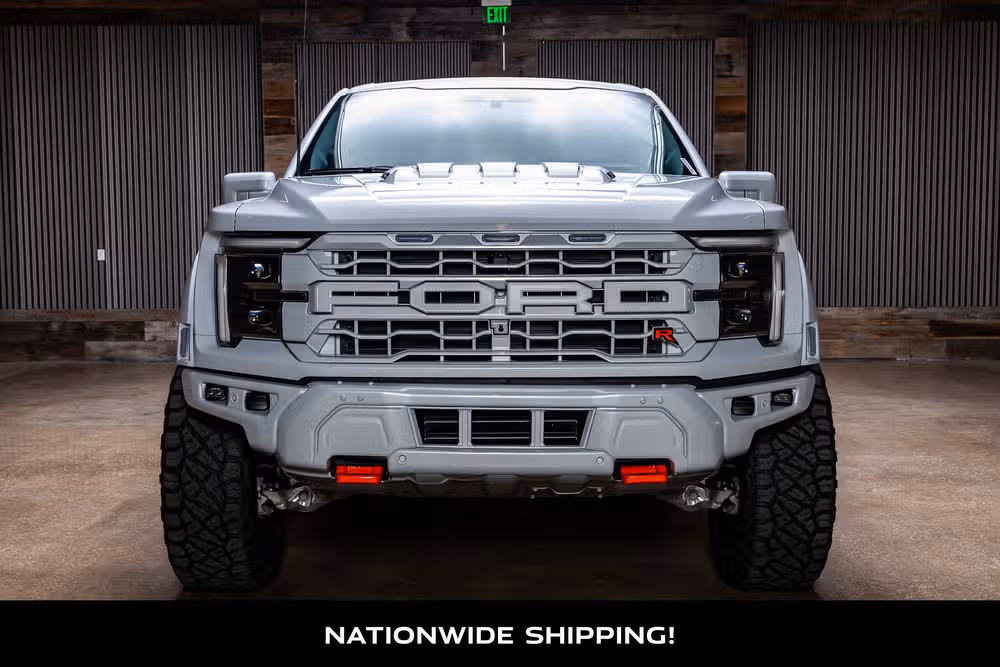 2025 Ford F-150 Raptor SuperCrew Image 4