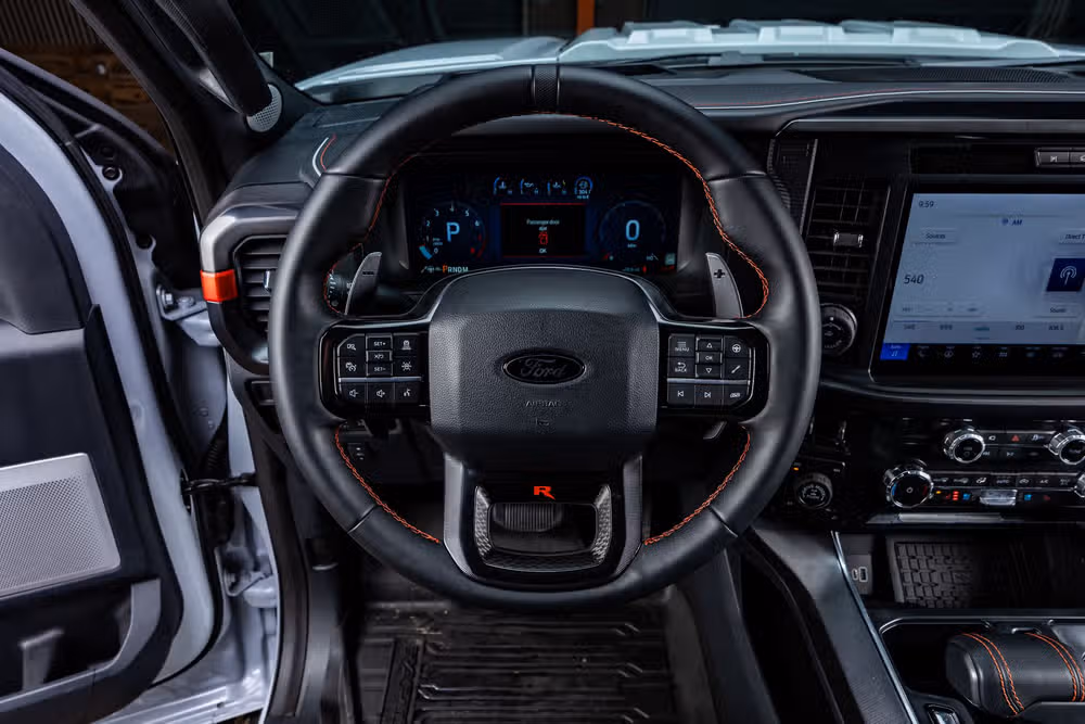 2025 Ford F-150 Raptor SuperCrew Image 19