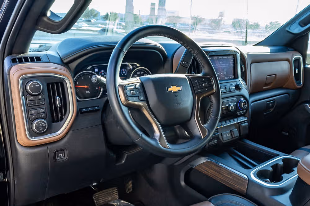 2023 Chevrolet Silverado 3500HD High Country Crew Cab Image 13