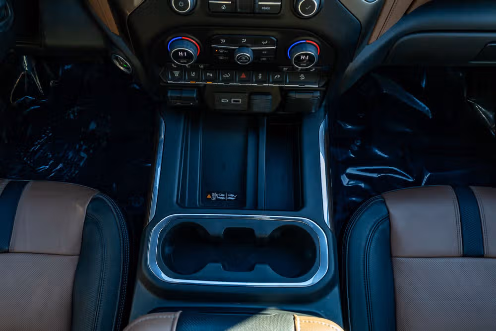 2023 Chevrolet Silverado 3500HD High Country Crew Cab Image 19