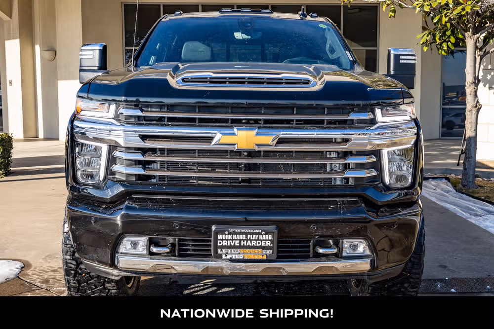 2023 Chevrolet Silverado 3500HD High Country Crew Cab Image 4