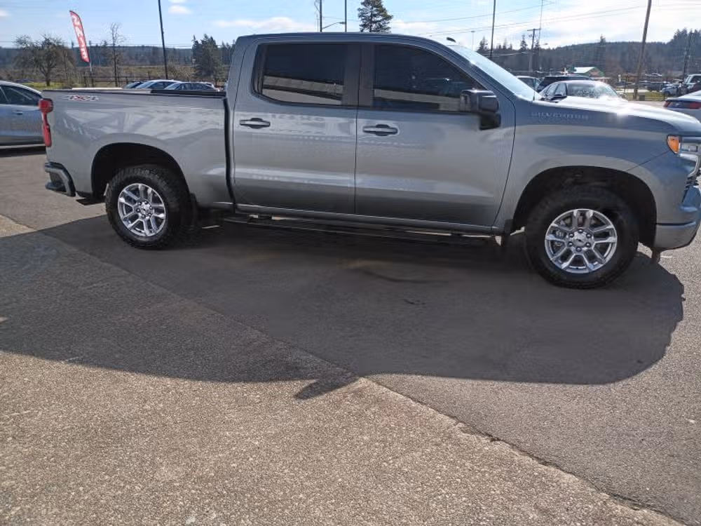 2023 Chevrolet Silverado 1500 RST Image 7