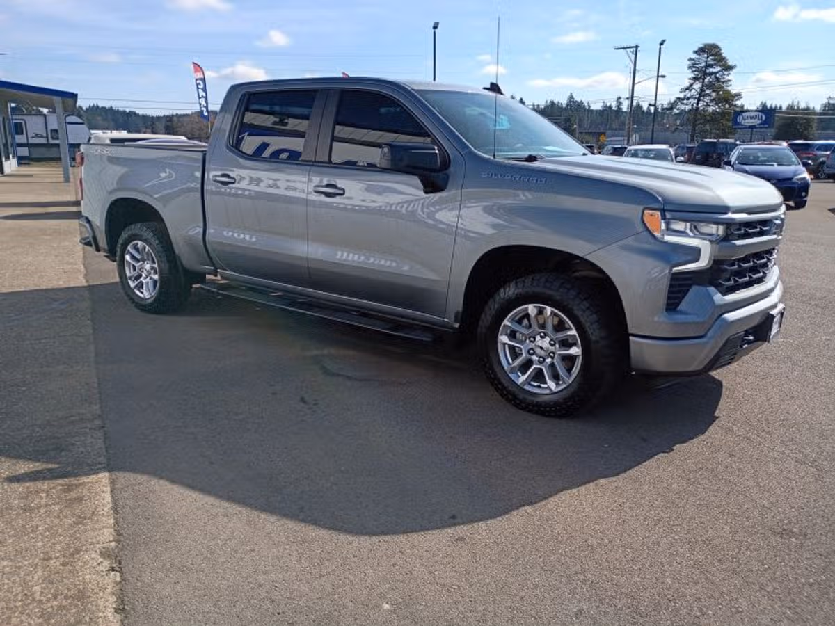 2023 Chevrolet Silverado 1500 RST Image 8