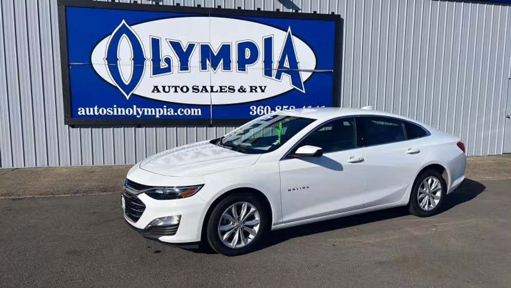 2025 Chevrolet Malibu 1LT's photo