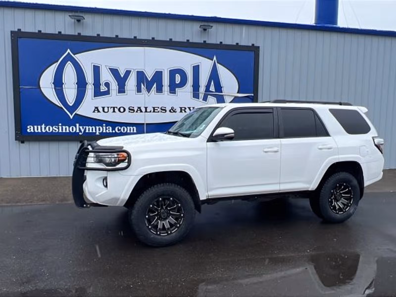 2018 Toyota 4Runner SR5 Premium Upper Image 1