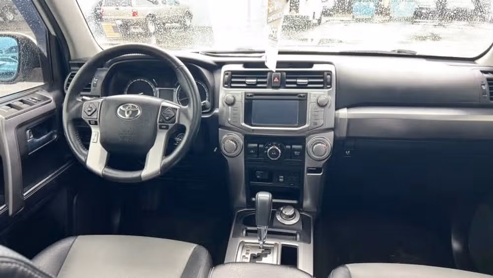 2018 Toyota 4Runner SR5 Premium Image 7