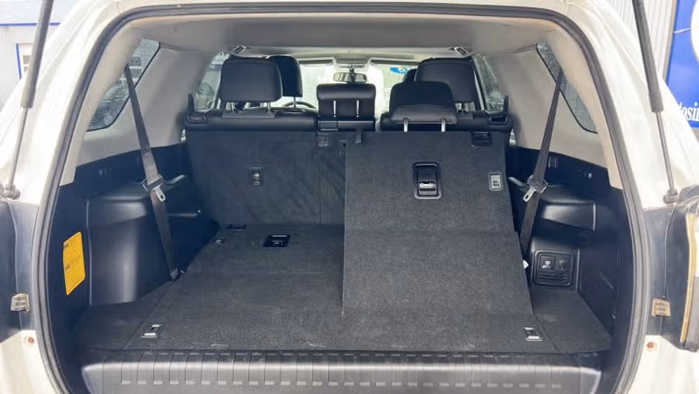 2018 Toyota 4Runner SR5 Premium Image 10