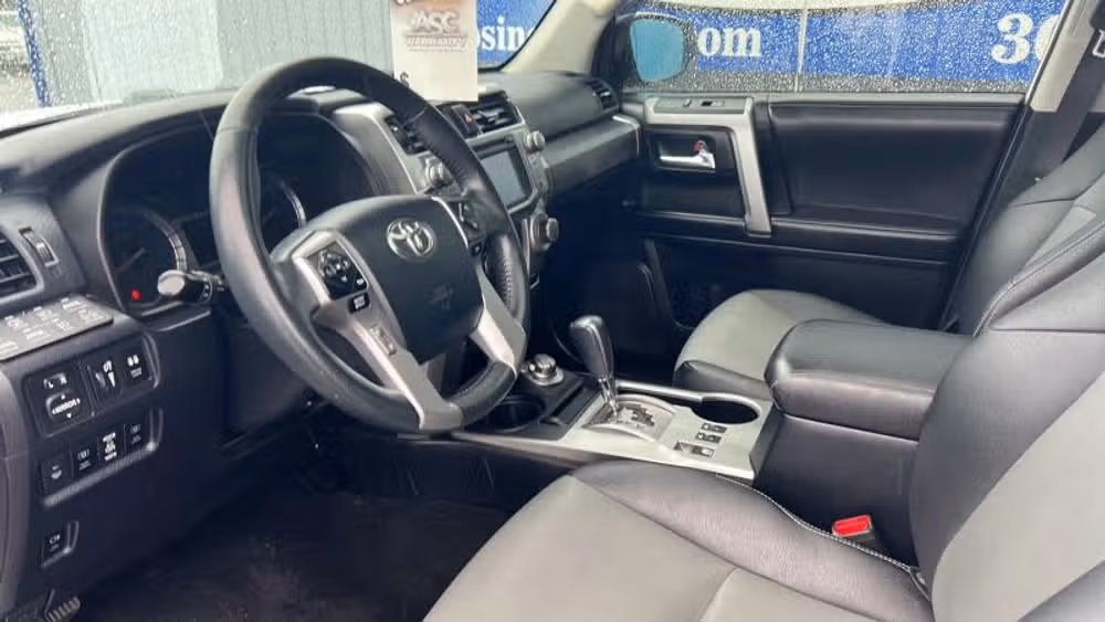 2018 Toyota 4Runner SR5 Premium Image 14