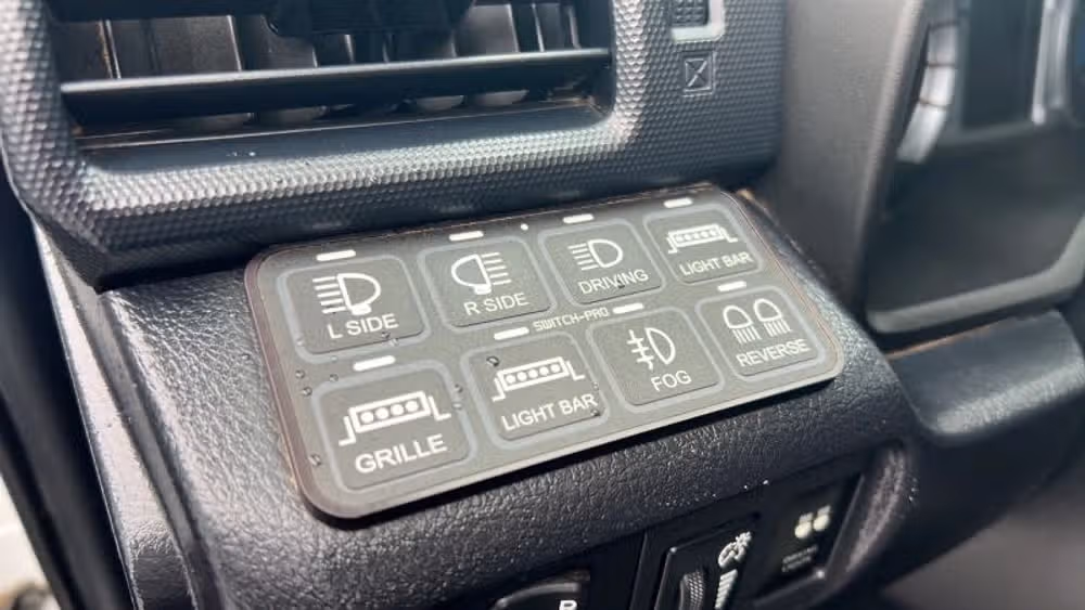 2018 Toyota 4Runner SR5 Premium Image 19
