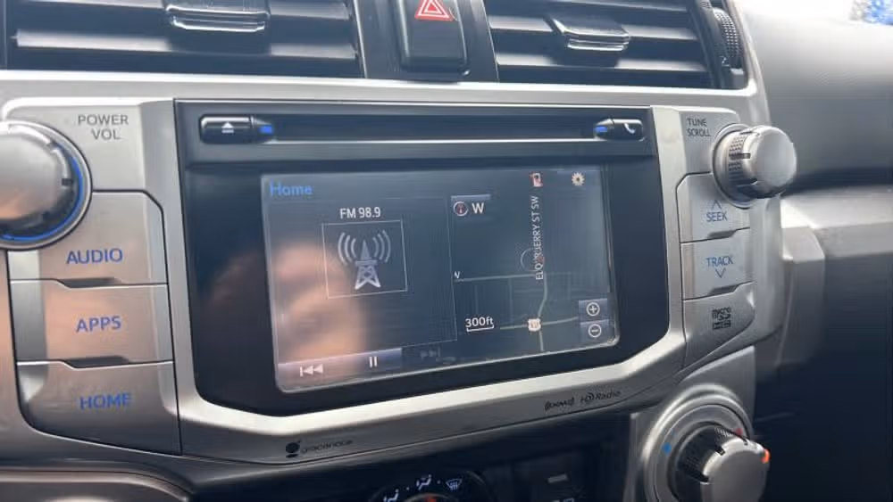 2018 Toyota 4Runner SR5 Premium Image 28