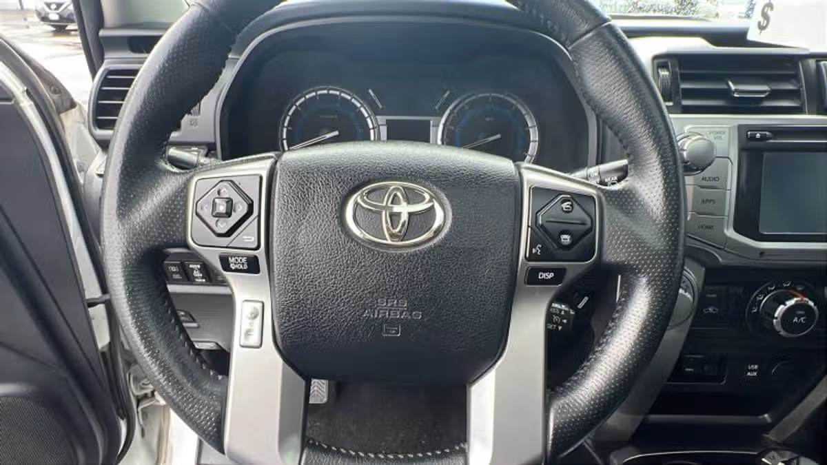 2018 Toyota 4Runner SR5 Premium Image 23