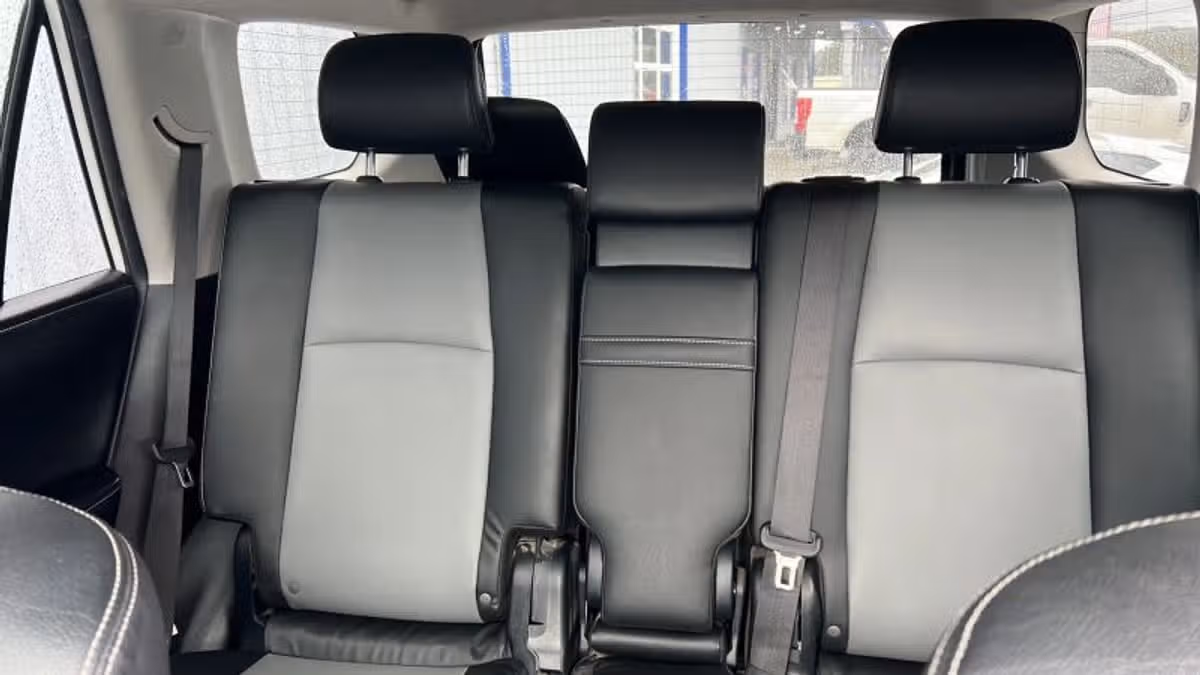 2018 Toyota 4Runner SR5 Premium Image 16