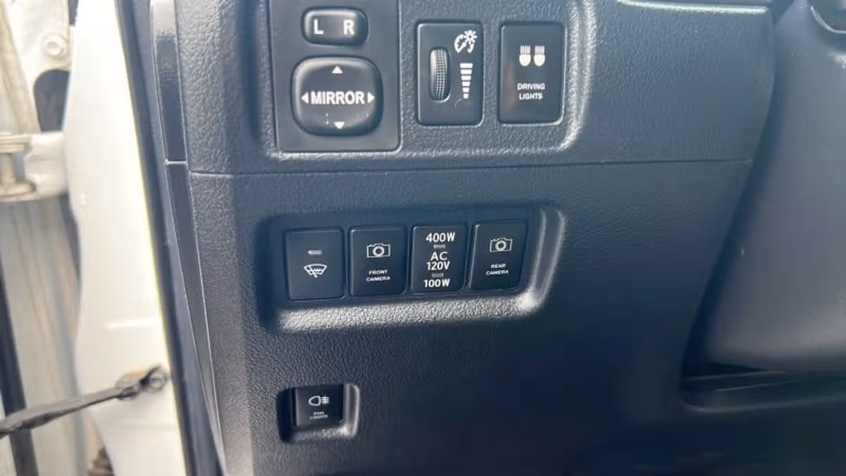 2018 Toyota 4Runner SR5 Premium Image 18