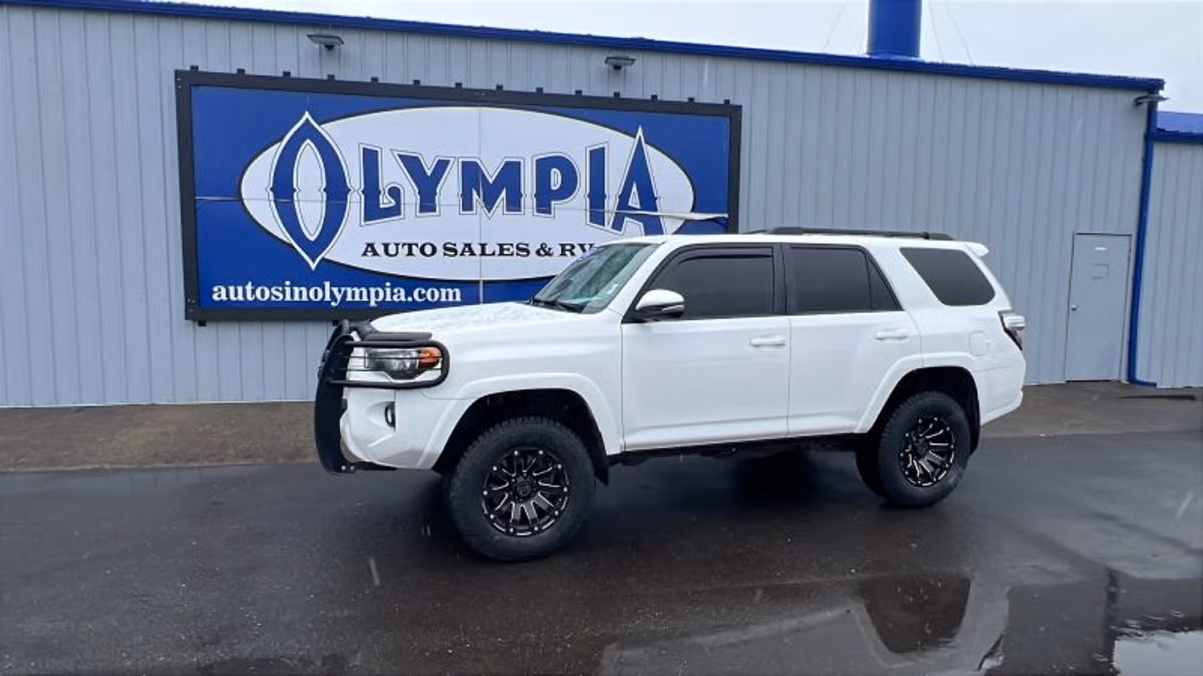 2018 Toyota 4Runner SR5 Premium Image 1