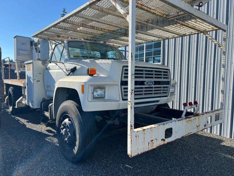 1990 Ford F-800