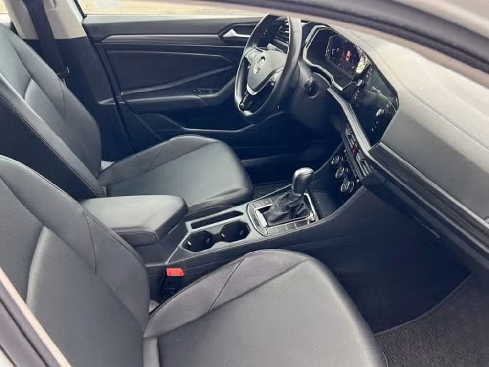 2019 Volkswagen Jetta SEL Lower Image 3